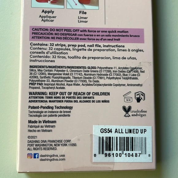 Dashing Diva Gloss Gel Nail Strip Kit in All Lined Up - Picture 5 of 5